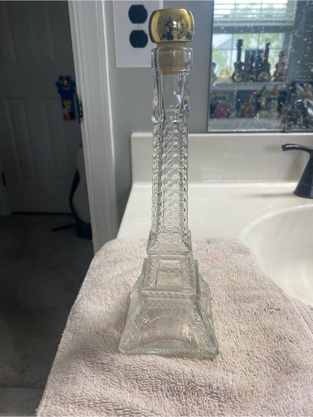 Clear Glass Eiffel Tower Decanter with Gold Stopper - Decorative Home Accent
